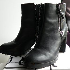 Dolce Vita - 9.5W - Black - Icarus - Ankle Bootie
